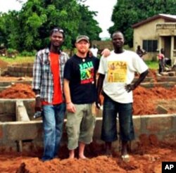 In August 2009, Playing for Change began construction on the Bizung School of Music and Dance in Tamale, Ghana