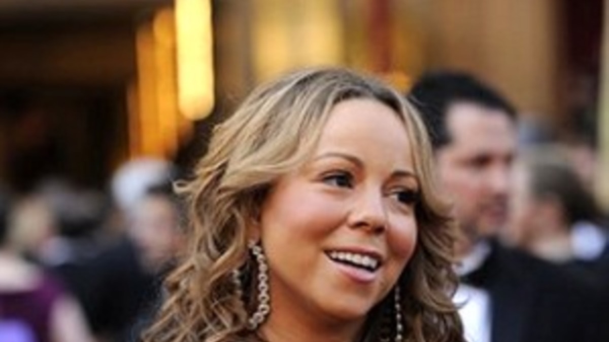 Mariah Carey Confirms Pregnancy Rumors Ricky Martin Publishes Memoir 