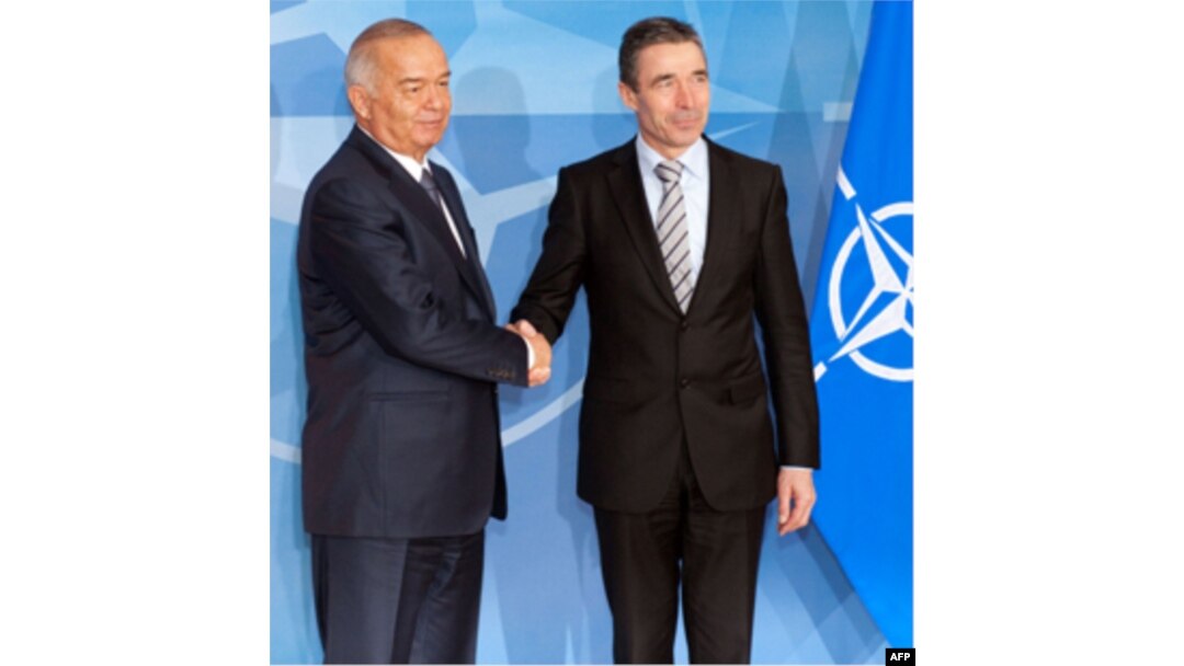 Prezident Karimov NATO Bosh kotibi Anders Fog Rasmussen bilan, Bryussel, 24 yanvar 2011