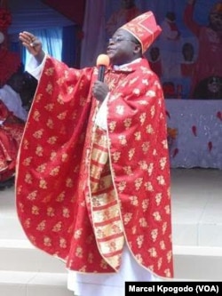 Parfaite, dieu de Banamè, au Bénin. (VOA/Marcel Kpogodo)