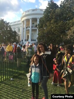 Robyn Travers And Her Daughter Addisyn