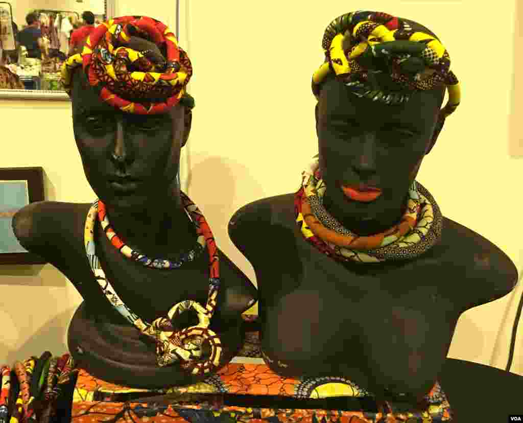 Booths at the Africa House or "Casa de Africa" show different African head and neck accessories