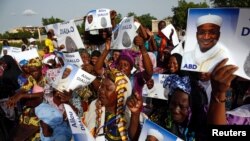 Supporters of candidate Aliou Diallo, leader of the Democratic Alliance for Peace (Alliance Democratique pour la Paix, or ADP-MALIBA) Party, attend an elelction rally in Bamako, Mali, July 26, 2018. 