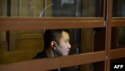 Bị cáo Long N. H., còn gọi là Nguyễn Hải Long, tại phiên tòa ngày 24/4/2018, tại Berlin, Đức.