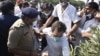 Pemimpin Partai Oposisi India Sempat Ditahan dalam Protes Pemerkosaan