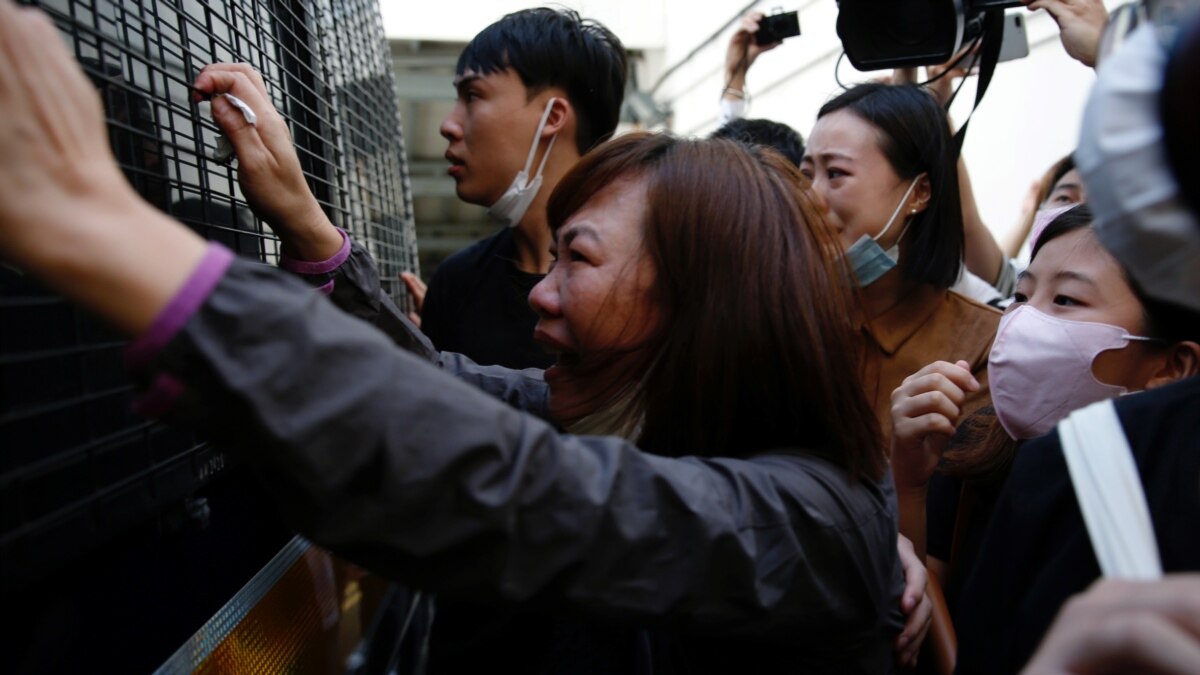 美研究:2019年社运被告等候审讯长达一年 包括未成年者大部分判监