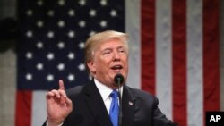  အမေရိကန်သမ္မတ Donald Trump အင်္ဂါနေ့ညက ပထမဆုံးအကြိမ် ပြောကြားခဲ့တဲ့ နိုင်ငံတော် အခြေပြမိန့်ခွန်း Jan. 30, 2018 in Washington.