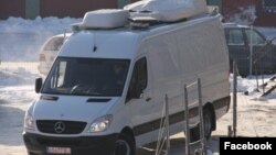 ბიძინა ივანიშვილის მიერ "მეცხრე არხისთვის" შეძენილი მოძრავი სატელევიზიო სადგური, რომელიც ბათუმის საბაჟოზე დააზიანეს