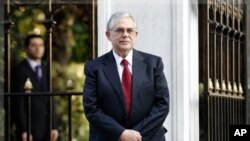 Ο Λουκάς Παπαδήμος νέος Πρωθυπουργός της Ελλάδας