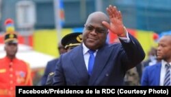 Président Félix Tshisekedi na milulu ya bokanisi basoda na mémorial ya soda ya Congo démocratique, Kinshasa, le 17 mai 2019, (Facebook/Présidence de la RDC)