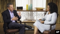Vận động viên Lance Armstrong (trái) và Oprah Winfrey người thực hiện cuộc phỏng vấn 