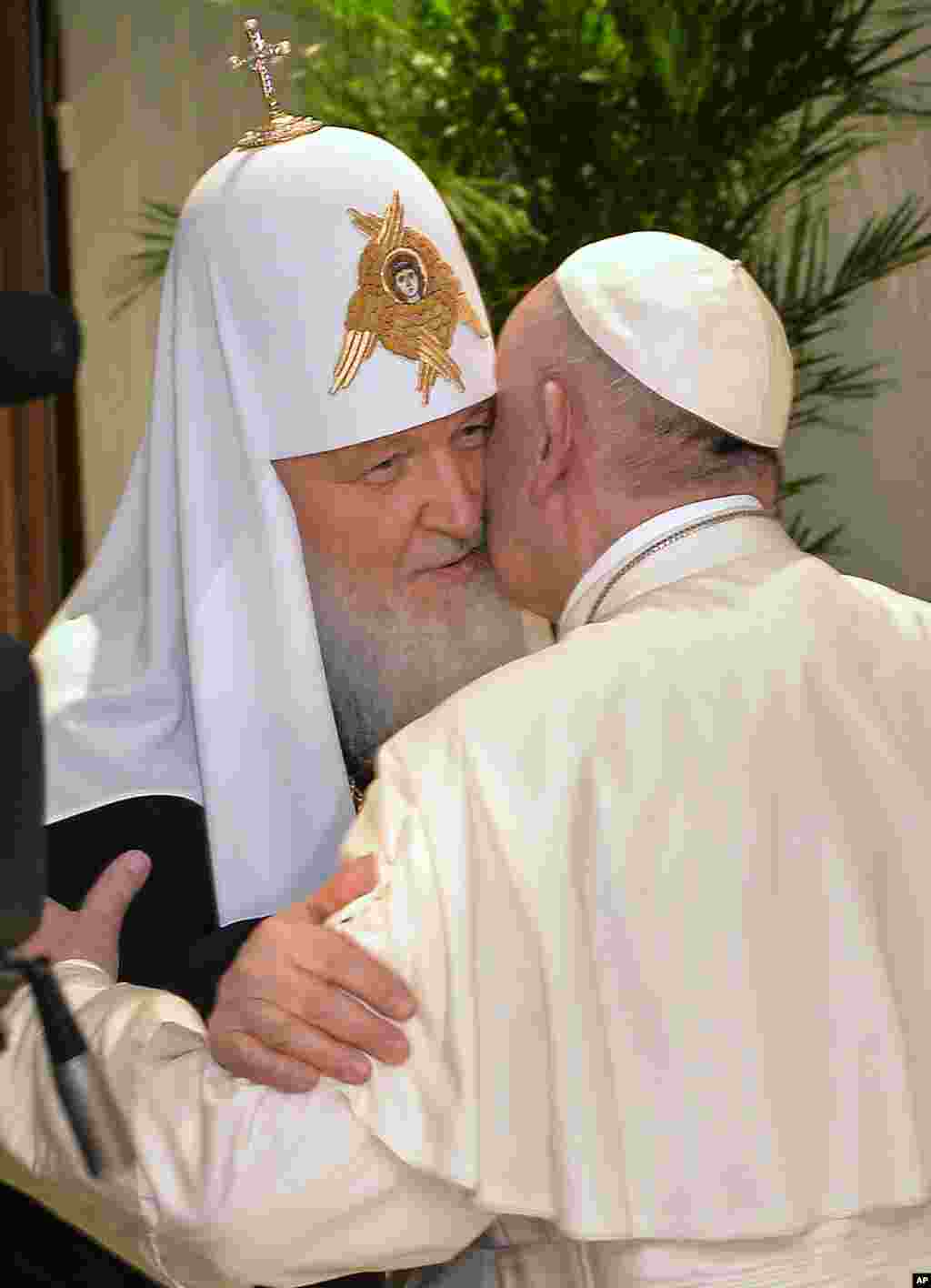 Patriarx Kirill va Papa Fransisk