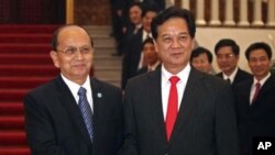 Tổng thống Miến Ðiện Thein Sein và Thủ tướng Việt Nam Nguyễn Tấn Dũng tại Hà Nội, ngày 20/3/2012