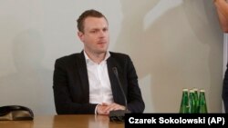 Міхал Туск під час свідчень