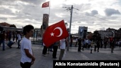  square in Istanbul, Turkey, July 20, 2016. REUTERS/Alkis Kons