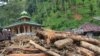 Lũ quét, lở đất ở Indonesia làm ít nhất 21 người chết, phá hủy nhà cửa