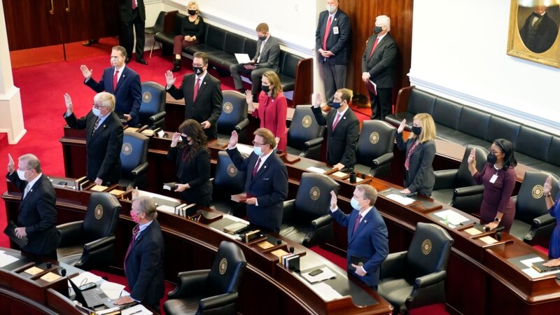 North Carolina Plans to Raise Marriage Age to 16