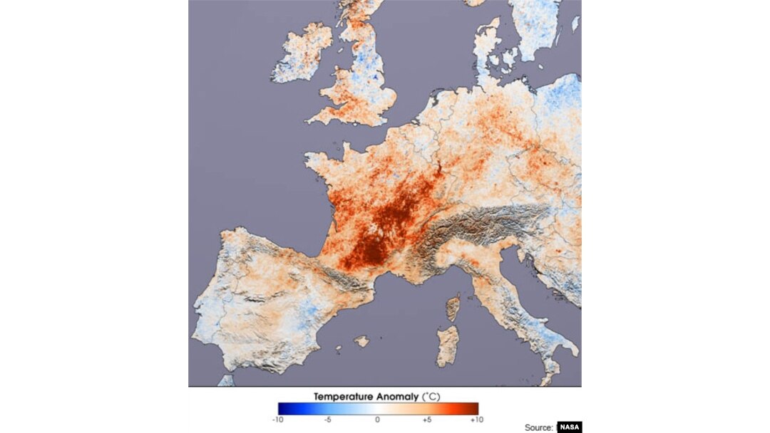 This image shows the differences in day time land surface temperatures collected in July 2001 and during the 2003 heat wave by the Moderate Resolution Imaging Spectroradiometer (MODIS) on NASA’s Terra satellite. (NASA/Reto Stockli and Robert Simmon, based