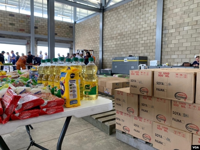 Unas 100 toneladas de alimentos y medicinas ya están en centro de acopio en Cúcuta como parte de la ayuda humanitaria de EE.UU. al pueblo de Venezuela.