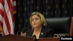 La representante republicana por Florida Ileana Ros-Lehtinen es parte del grupo de legisladores que firmó la carta pidiendo sanciones a funcionarios venezolanos.