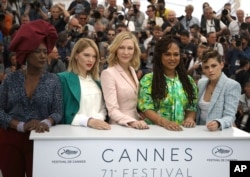 Jury members Khadja Nin, from left, Lea Seydoux, Cate Blanchett, Ava DuVernay and Kristen Stewart pose for photographers during a photo call for the jury at the 71st international film festival, Cannes, France, Tuesday, May 8, 2018.