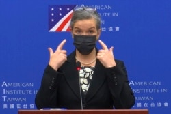 Sandra Oudkirk, direktur baru American Institute in Taiwan (AIT), yang merupakan kedutaan de facto di Taipei, Taiwan pada 29 Oktober 2021. (Foto: AP)