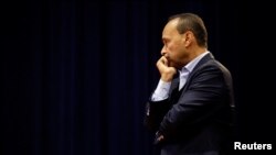 Luis Gutierrez de 63 años, es miembro del caucus de legisladores hispanos y ha sido congresista por 13 períodos consecutivos.