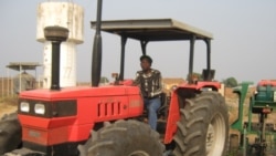 Governo angolano vai comprar veículos para a agricultura - 2:26