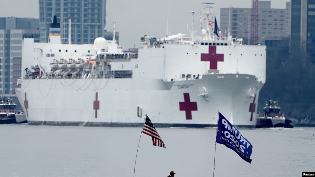 El buque hospital Comfort de la Marina estadounidense comenzará a aceptar pacientes de coronavirus en Nueva York.