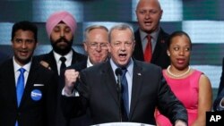 Gen. John Allen, (Ret.) stands with veterans