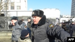 Разгон акции «Левого фронта» 1 марта 2011г.