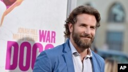 Bradley Cooper dirigirá y actuará en la película junto a Lady Gaga.