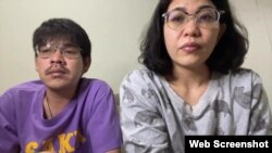Sutsawad Tanawan (R)Sarawut Tanawan (L) talk with VOA Thai via Skype on Jan 6, 2021.