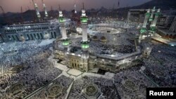 Jutaan jemaah haji di Masjidil Haram, Mekkah, Arab Saudi.
