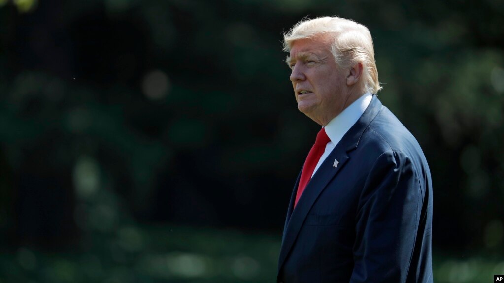 Trump riposton një lajm të bazuar në burime anonime të zbulimit