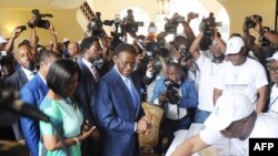 Teodoro Obiang Nguema, le président équato-guinéen, vote dans un bureau à Malabo, le 24 avril 2016.