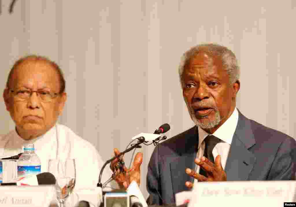 Kofi Annan, chairman for Advisory Commission on Rakhine State, talks to journalists during his news conference in Yangon, Myanmar, Aug. 24, 2017. 