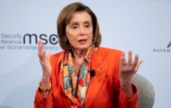 Nancy Pelosi, presidenta de la Cámara de Representantes de EE.UU., habla en la Conferencia de Seguridad en Munich, Alemania, el 14 de febrero de 2020.