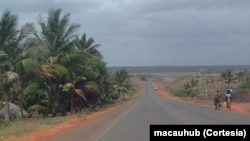Estrada na província de Manica (Moçambique)