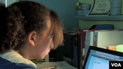 Učenici nekih škola sada udžbenike čitaju na kompjuteru