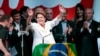 دیلما روسف پس از خبر پیروزی اش در انتخابات ریاست جمهوری روز یکشنبه در برازیلیا