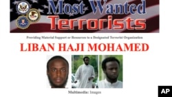 Selebaran mengenai orang yang paling dicari FBI memperlihatkan foto Liban Haji Mohamed, yang diduga merekrut orang untuk masuk kelompok teror al-Shabab di Somalia.