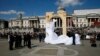 Replica of Ancient Palmyra Arch Unveiled in London