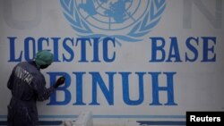 Baz misyon Nasyon Zini an an Ayiti, BINUH (REUTERS/Andres Martinez Casares - RC1120BFBC70