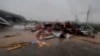 بھارت اور بنگلہ دیش میں سمندری طوفان، 17 افراد ہلاک 