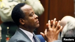 FILE - Dr. Conrad Murray was released from jail, in Los Angeles, California October 28, 2013 after serving roughly two years of a four-year sentence for involuntary manslaughter in pop star Michael Jackson's death.