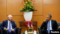 美國總統奧巴馬星期五(11月20日)抵達吉隆玻與馬來西亞總理會談。