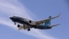 Un avion Boeing 737 MAX atterrit après un vol d'essai au Boeing Field de Seattle, Washington, États-Unis, le 29 juin 2020. (Photo Reuters/Karen Ducey)