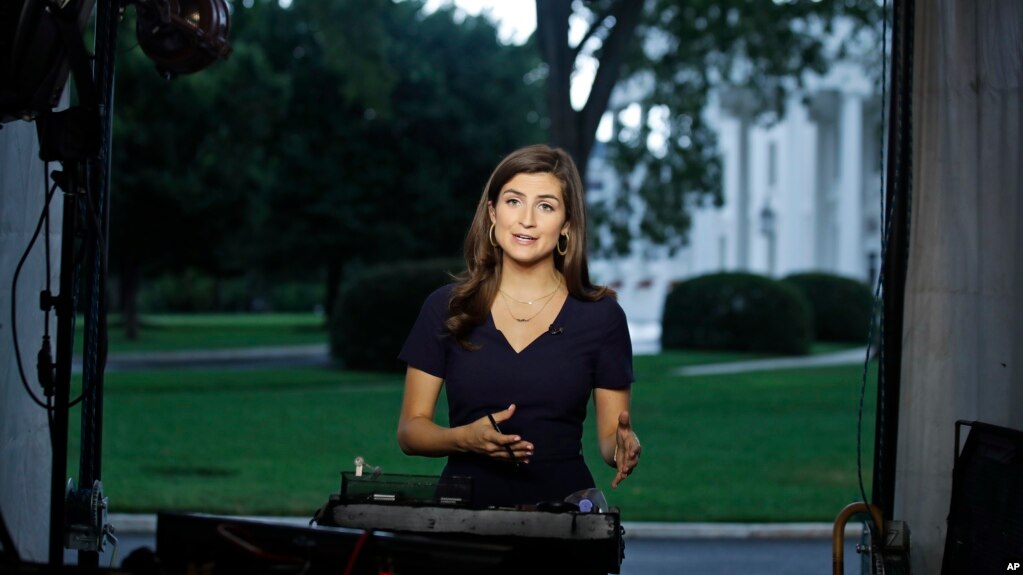 La corresponsal de CNN, Kaitlan Collins, seÃ±alÃ³ que fue reprehendida por la secretaria de prensa de la Casa Blanca, Sarah Huckabee Sanders 