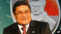 Eusébio da Silva Ferreira, quien según muchos jugaba y golpeaba el balón como pocos, murió de un ataque cardíaco.